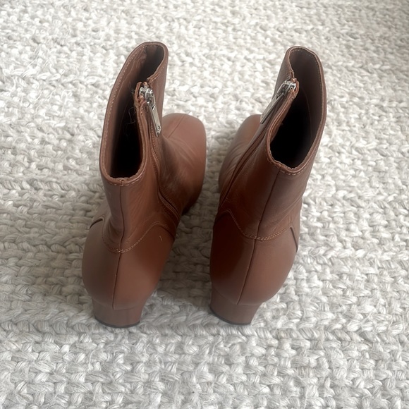 Aquatalia soft napa leather boots - Picture 4 of 6